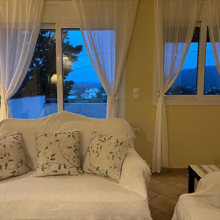 Cozy 4 Bedroom With Pool Villa