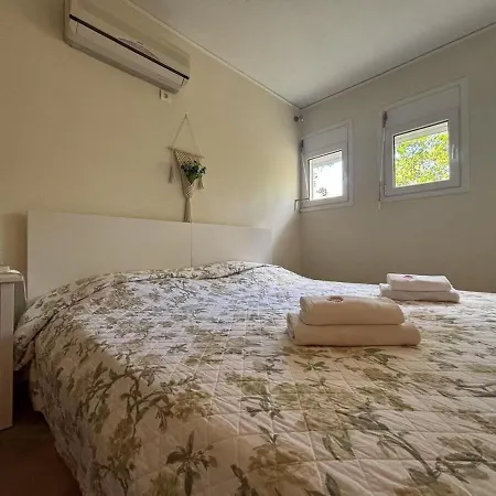 Cozy 4 Bedroom With Pool Villa Katsimitreika