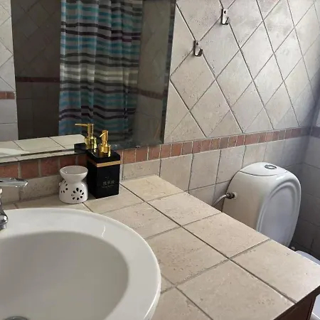 Cozy 4 Bedroom With Pool Villa *